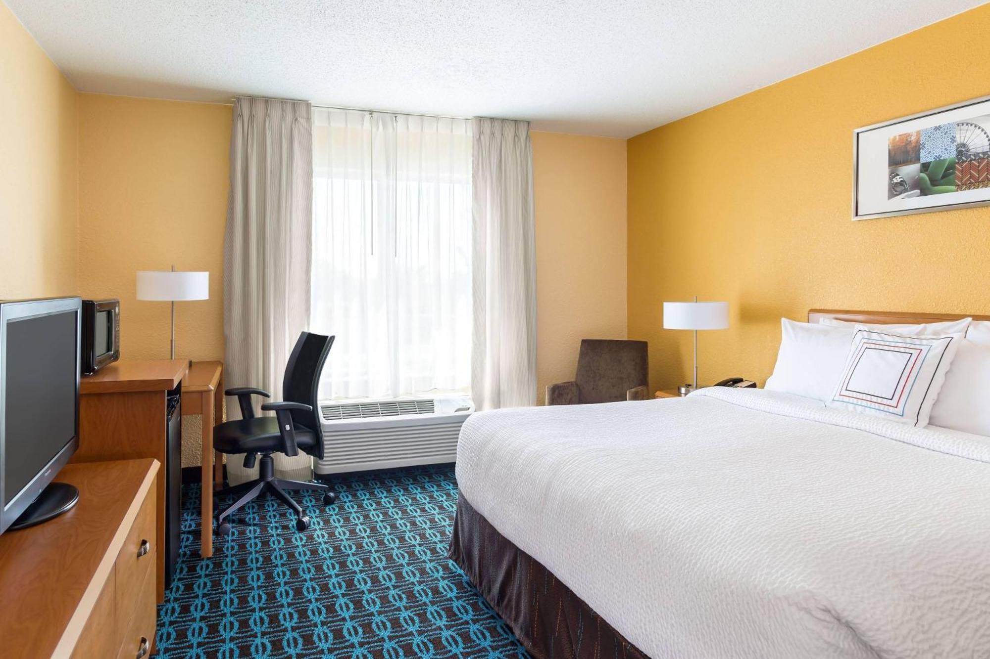Fairfield Inn & Suites Valparaiso Bagian luar foto