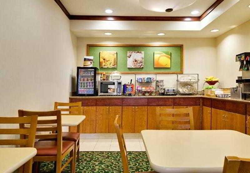 Fairfield Inn & Suites Valparaiso Restoran foto